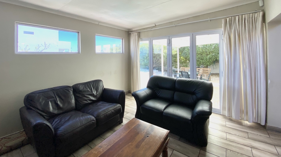 3 Bedroom Property for Sale in Golden Mile Western Cape